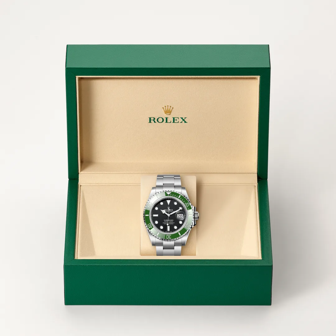 Watch - Submariner Date - Walker Luxury Jeweller