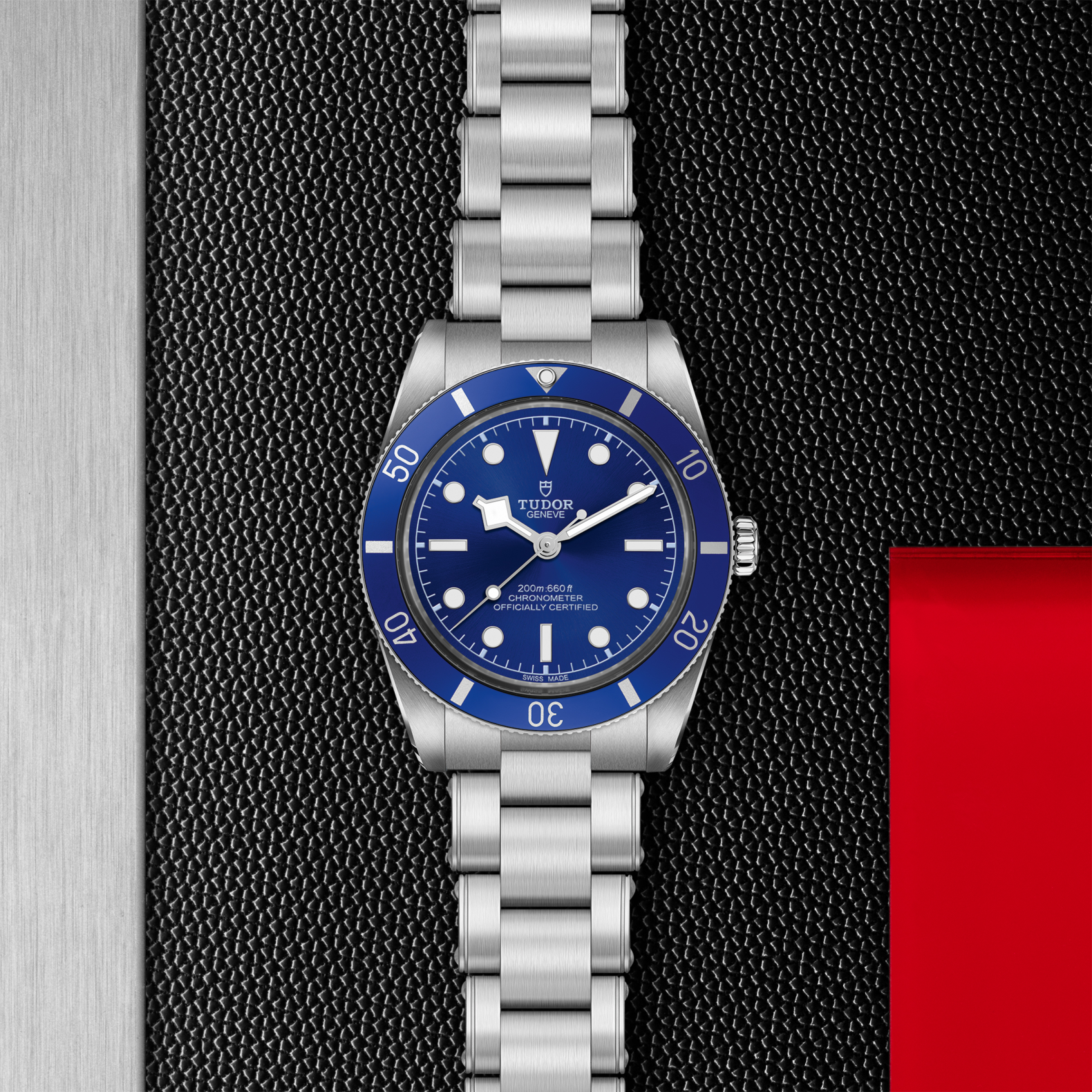 TUDOR Black Bay 54 in all steel with 37mm casing and Blue dial 4 TUDOR Black Bay 54 in all steel with 37mm casing and Blue dial - Image 4